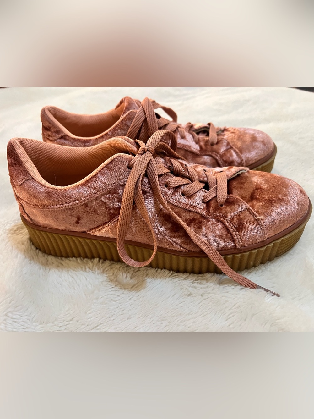 Cape Robbin Women’s Pink Crushed Velvet Lace-Up Platform Sneakers